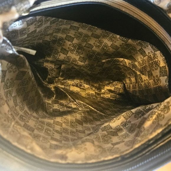 Pebbled Black Leather Fulton Crossbody/Shoulder Bag with Gold Logo - Picture 6 of 8